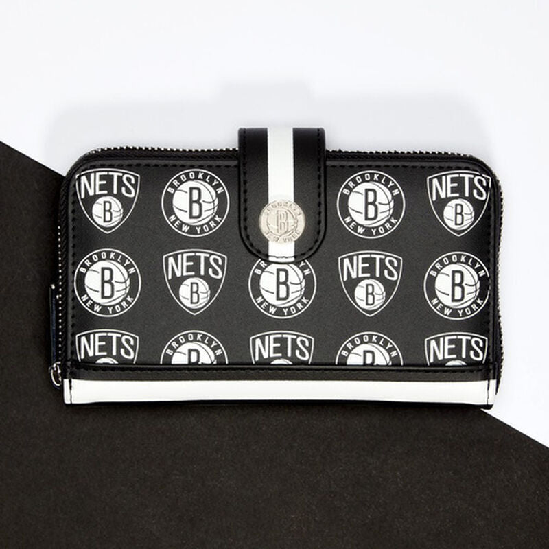 NBA Brooklyn Nets Logo Zip Around Wallet